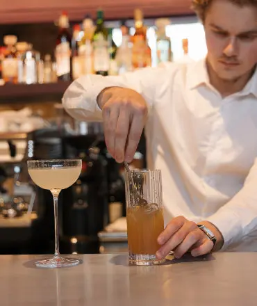 Agence M Com Blouclard Auvers Restaurant Bar Cocktails