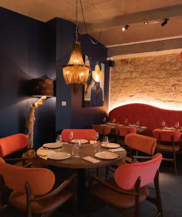 Agence M Com Blouclard Auvers Restaurant Table Restauration Salle Moderne